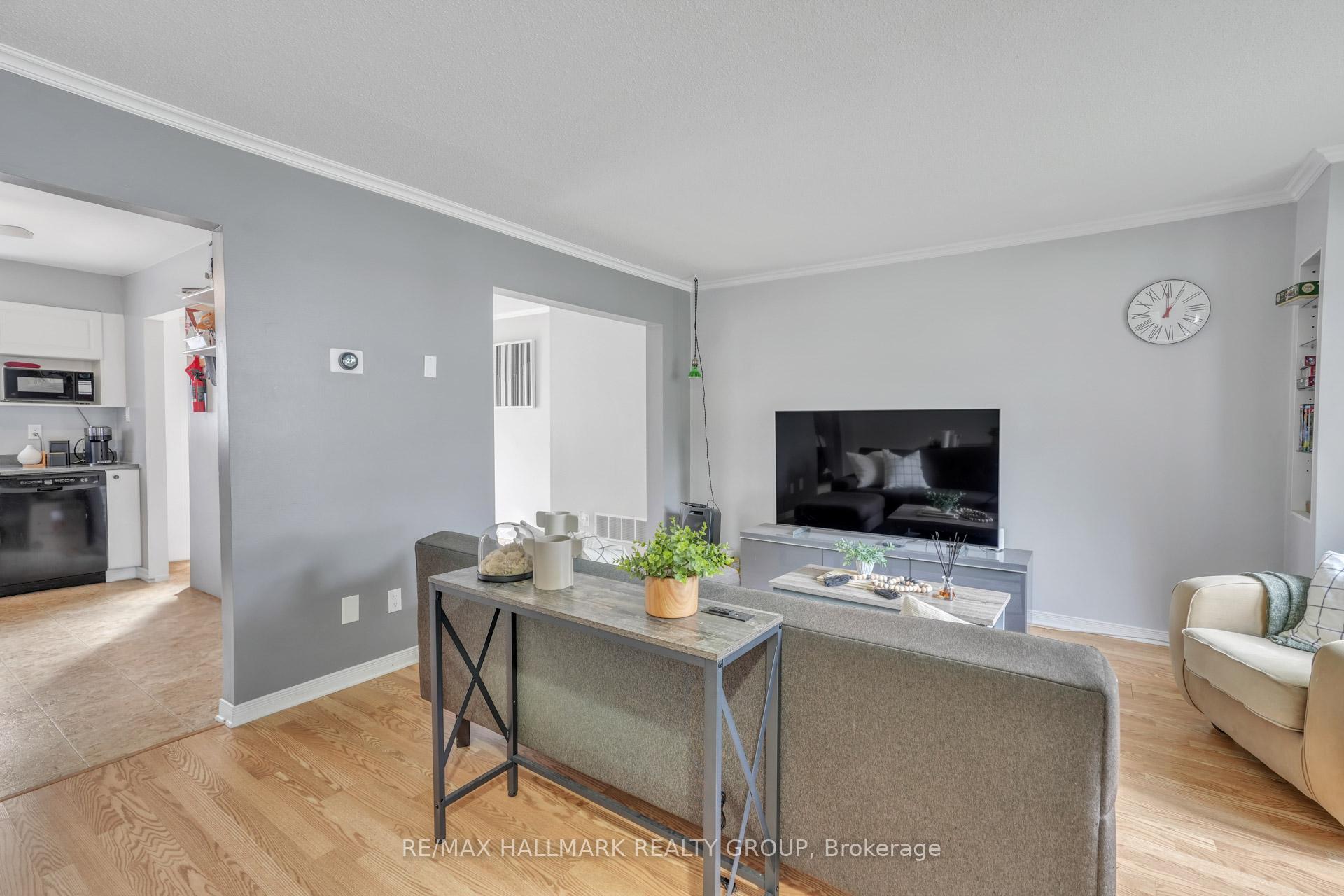 Photo 6 of 3190 Bannon Way, Ottawa, Blossom Park/Kemp Park/Findlay Creek — HOMEH