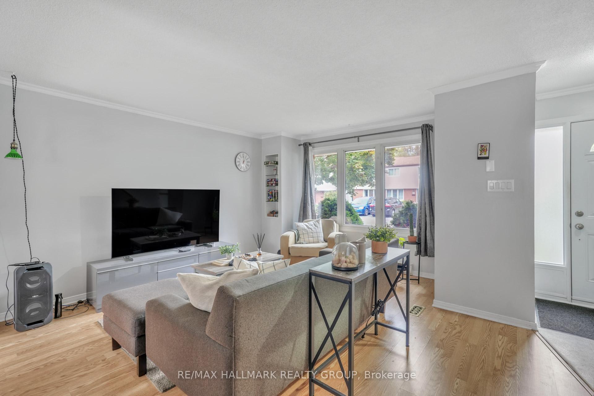 Photo 8 of 3190 Bannon Way, Ottawa, Blossom Park/Kemp Park/Findlay Creek — HOMEH