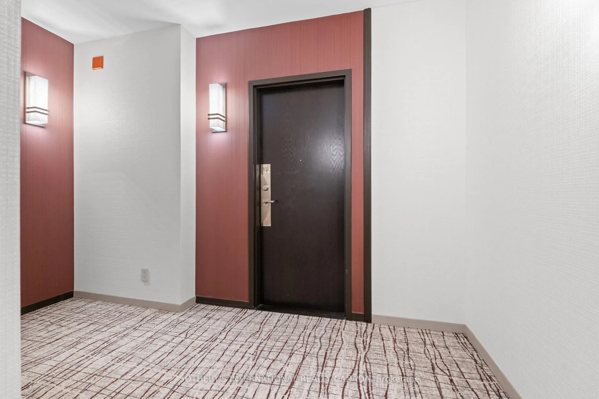Photo 4 of Unit 502, 1901 Yonge Street, Toronto, Mount Pleasant West — HOMEH