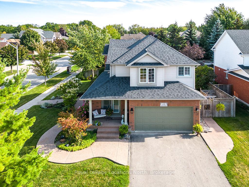 Photo 1 of 12 Georgian Meadows Drive, Collingwood — HOMEH