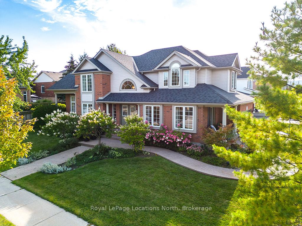 Photo 2 of 12 Georgian Meadows Drive, Collingwood — HOMEH