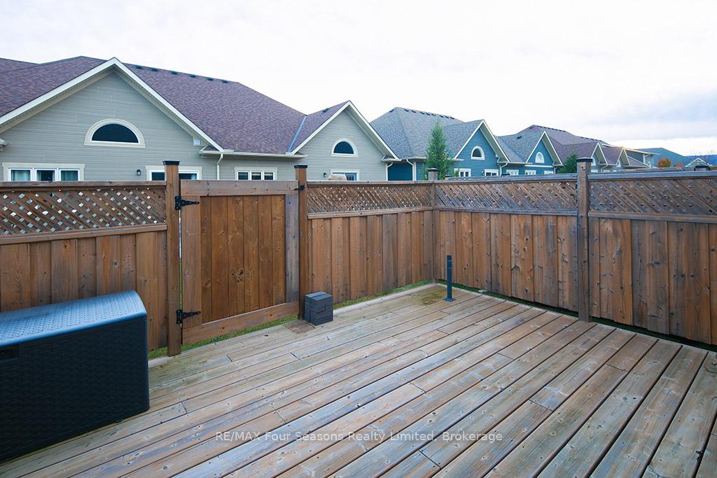 Photo 13 of 4 Sutton Lane, Collingwood — HOMEH