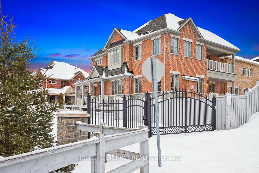 Photo 3 of 38 Ken Sinclair Crescent, Aurora, Aurora Estates — HOMEH