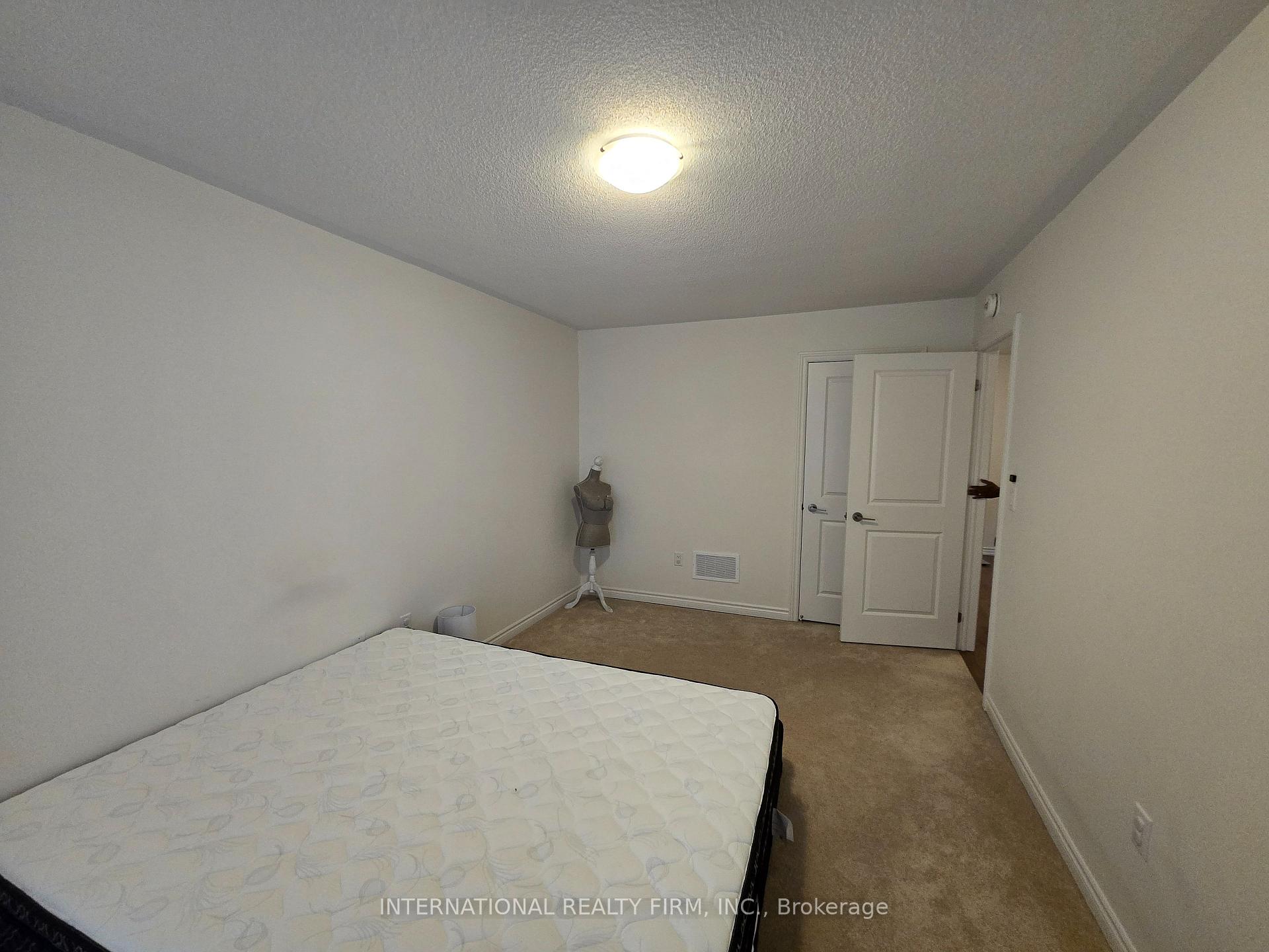 Photo 33 of 163 Sheperd Drive, Barrie, Painswick South — HOMEH