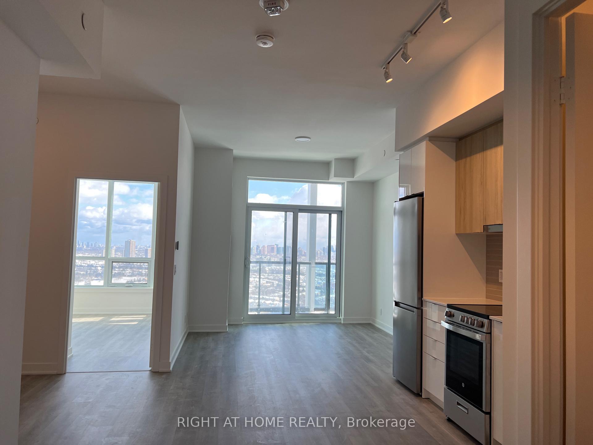 Photo 5 of Unit A2511, 30 Upper Mall Way, Vaughan, Brownridge — HOMEH