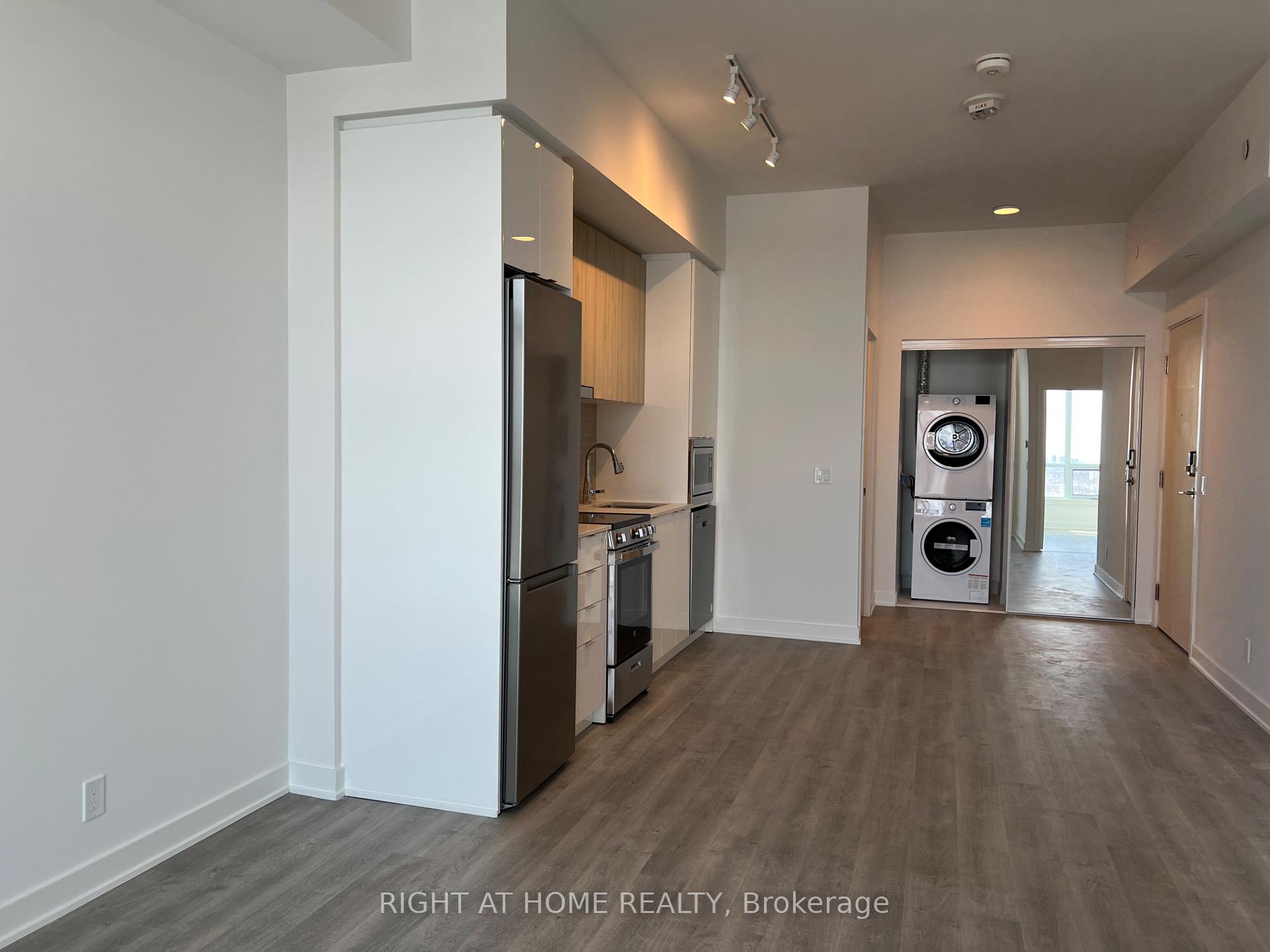 Photo 6 of Unit A2511, 30 Upper Mall Way, Vaughan, Brownridge — HOMEH