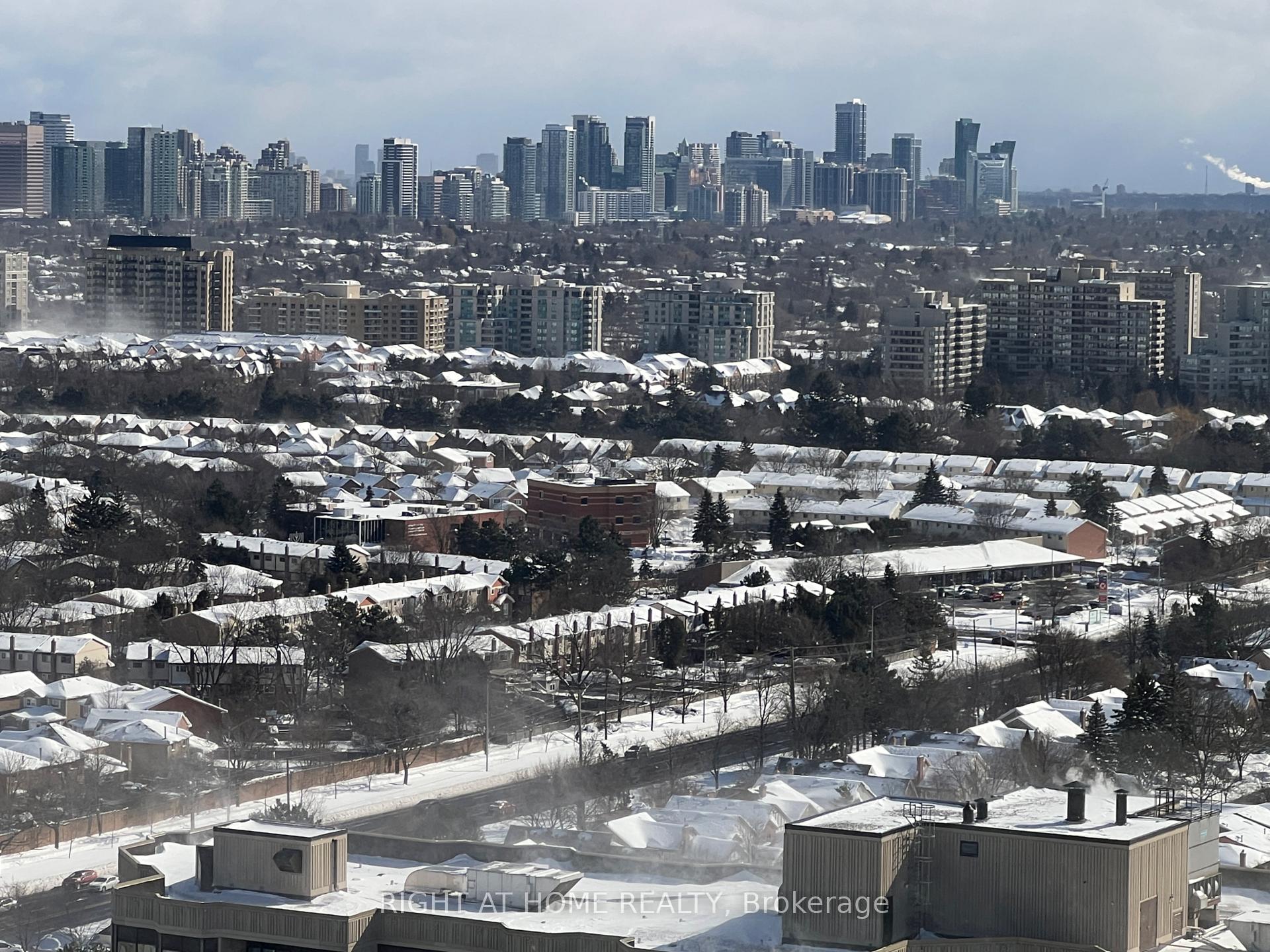 Photo 9 of Unit A2511, 30 Upper Mall Way, Vaughan, Brownridge — HOMEH