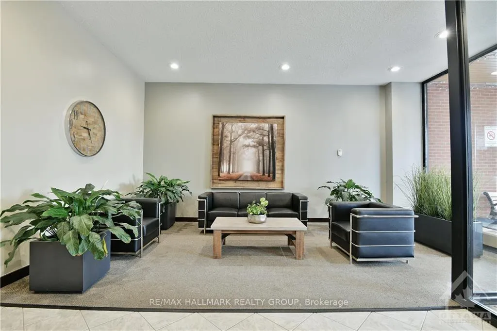 Photo 2 of Unit 707, 2951 Riverside Drive, Ottawa, Mooneys Bay/Riverside Park — HOMEH