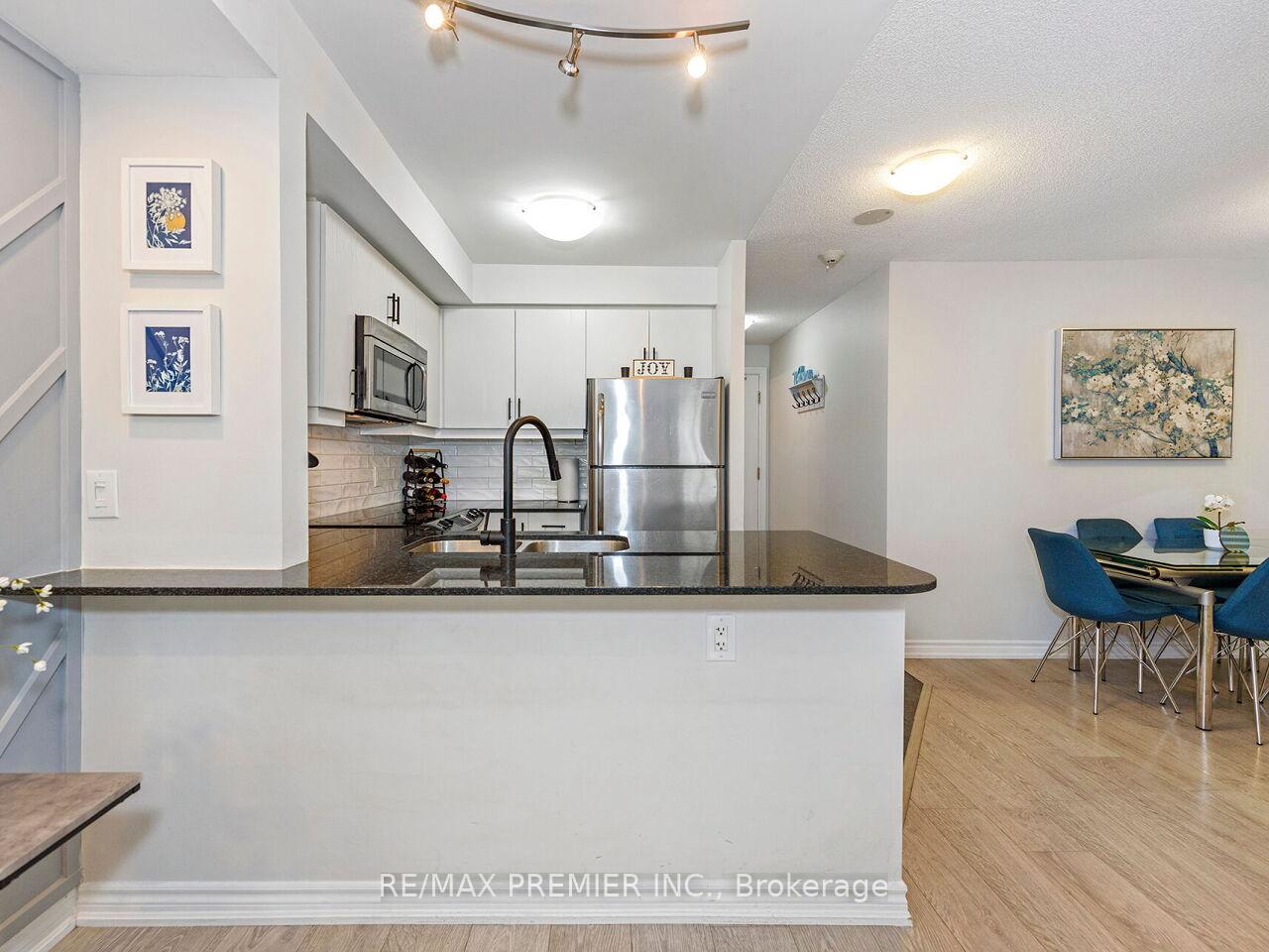 Photo 11 of Unit 313, 7730 Kipling Avenue, Vaughan, Vaughan Grove — HOMEH