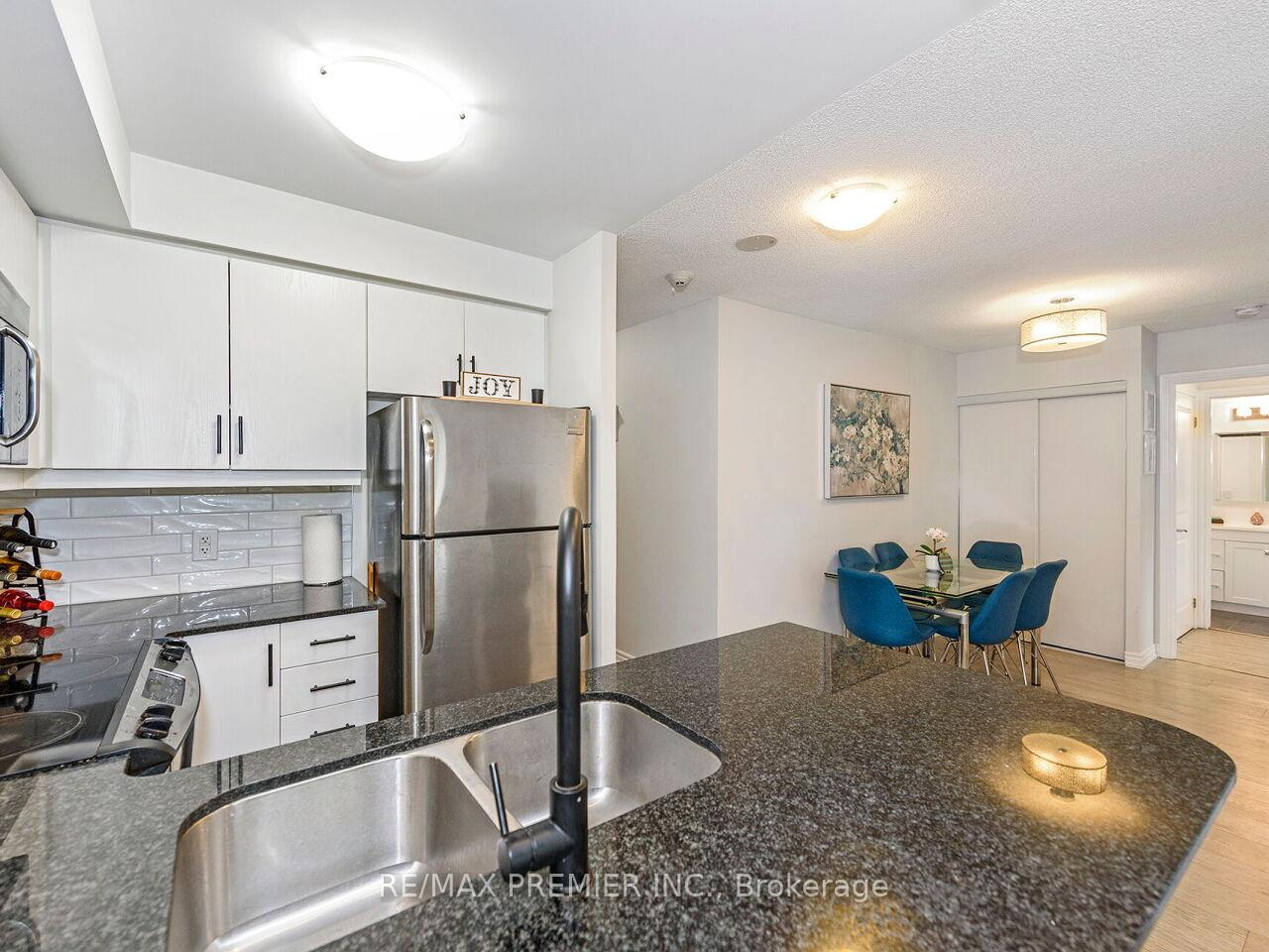 Photo 13 of Unit 313, 7730 Kipling Avenue, Vaughan, Vaughan Grove — HOMEH