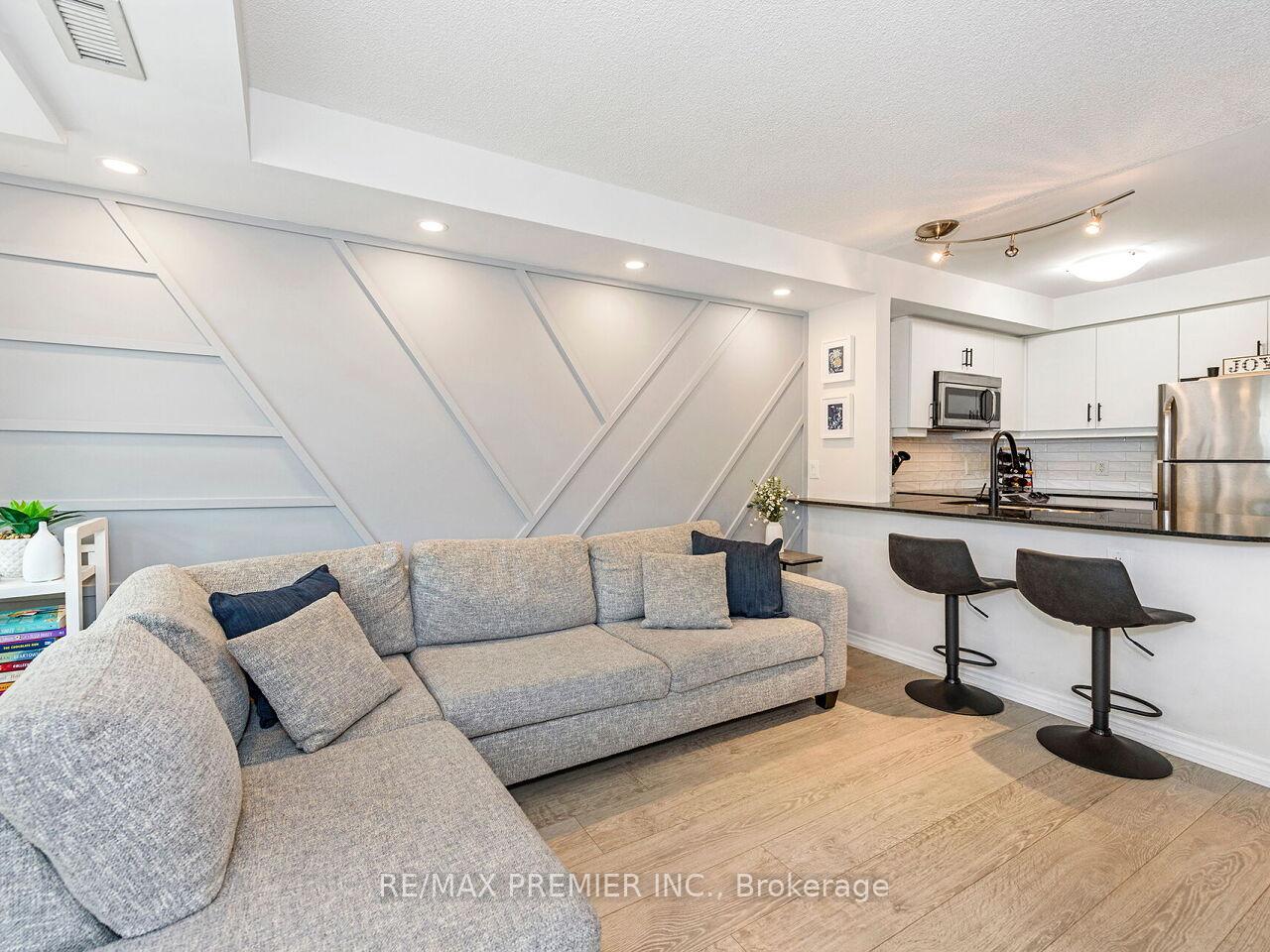 Photo 14 of Unit 313, 7730 Kipling Avenue, Vaughan, Vaughan Grove — HOMEH
