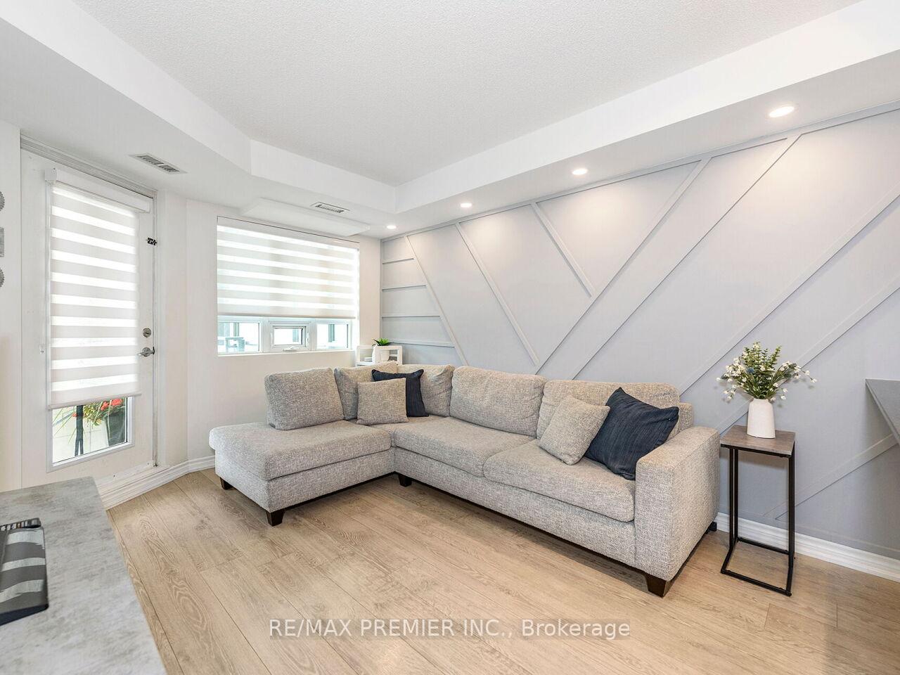 Photo 15 of Unit 313, 7730 Kipling Avenue, Vaughan, Vaughan Grove — HOMEH
