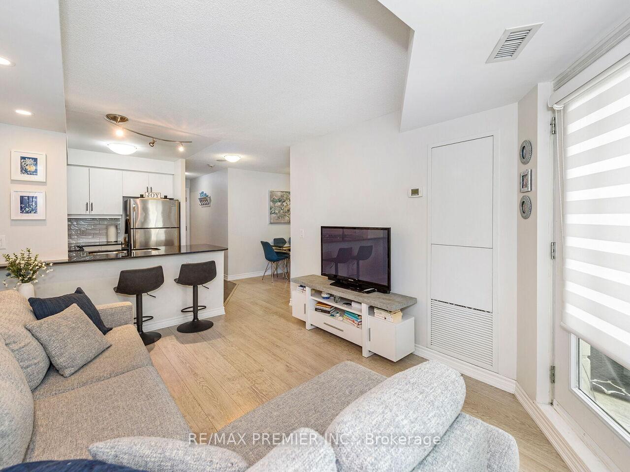 Photo 20 of Unit 313, 7730 Kipling Avenue, Vaughan, Vaughan Grove — HOMEH