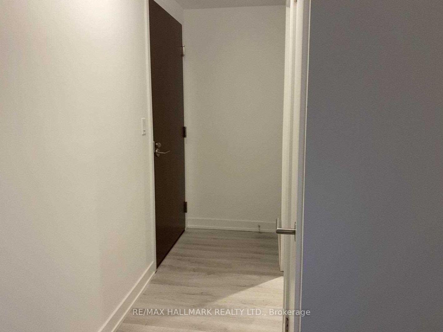 Photo 4 of Unit 1505, 120 Varna Drive, Toronto, Englemount-Lawrence — HOMEH