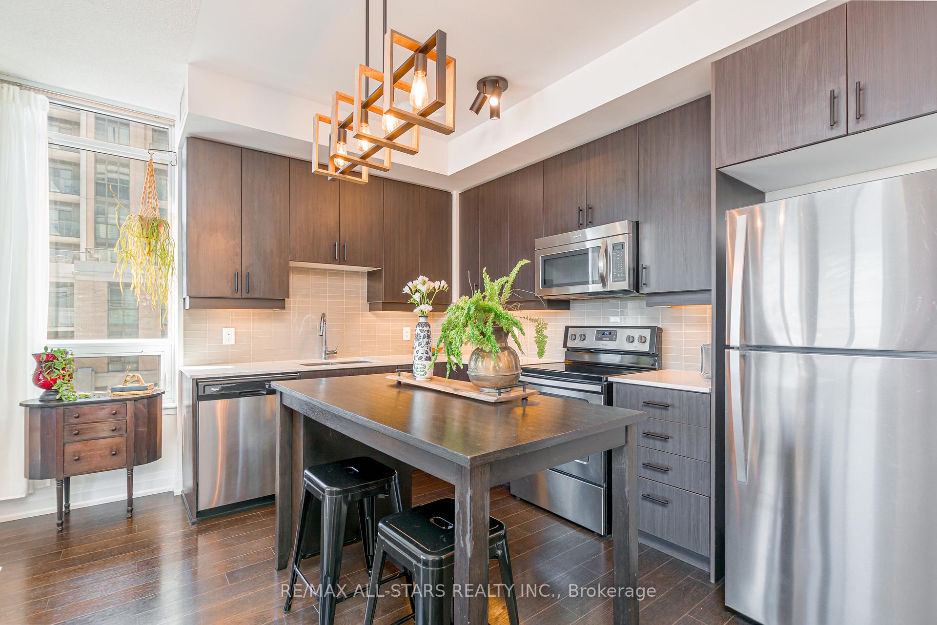Photo 3 of Unit 911, 9582 Markham Road, Markham, Wismer — HOMEH