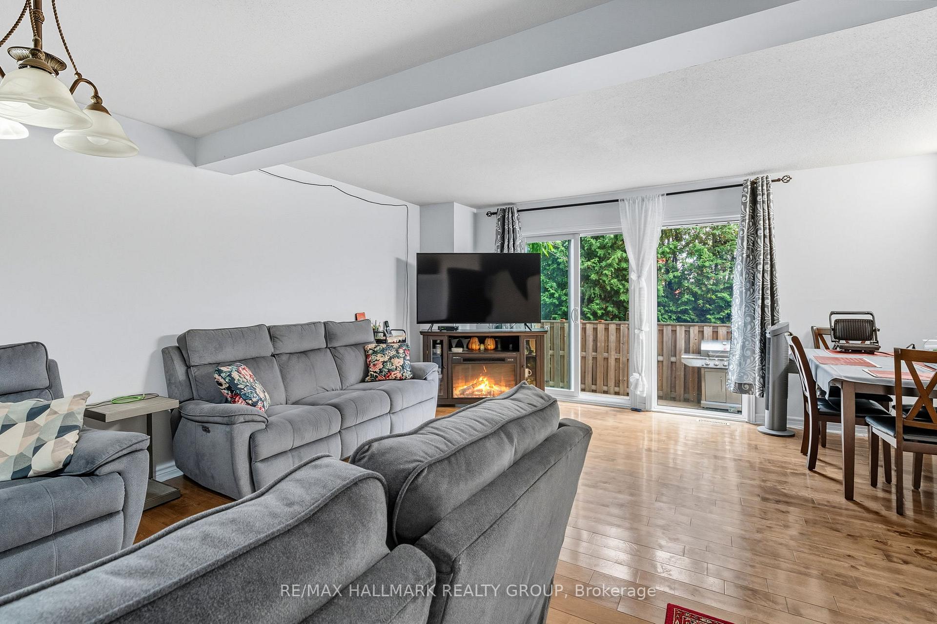 Photo 10 of Unit 43, 80 Bentbrook Crescent, Ottawa, Barrhaven - Heritage Park — HOMEH