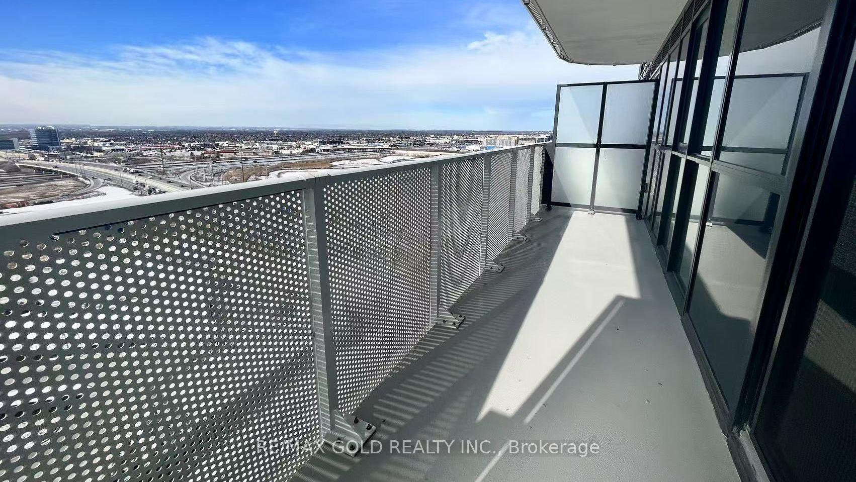 Photo 9 of Unit 3710, 195 Commerce Street, Vaughan, Vaughan Corporate Centre — HOMEH