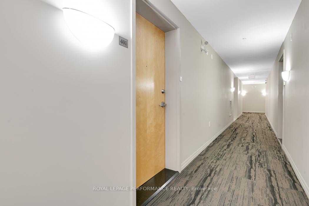 Photo 5 of Unit 401, 200 Winterfell, Ottawa, Hunt Club Park — HOMEH