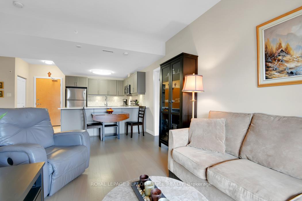 Photo 12 of Unit 401, 200 Winterfell, Ottawa, Hunt Club Park — HOMEH
