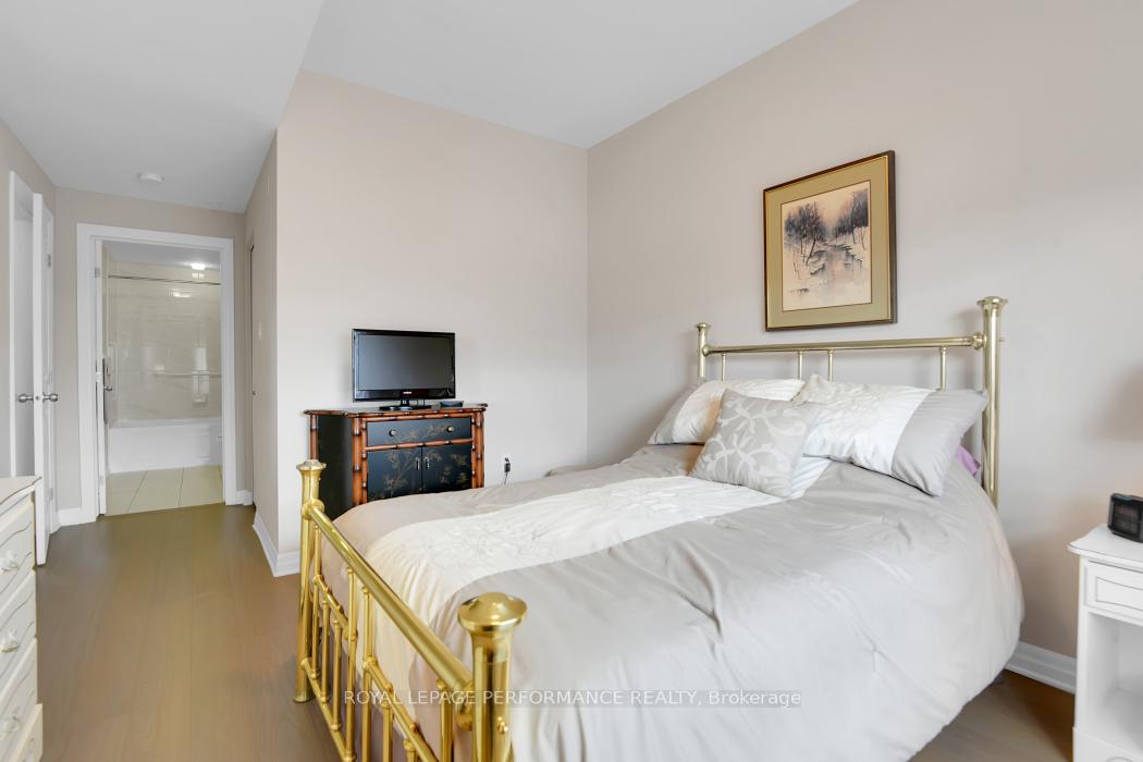 Photo 19 of Unit 401, 200 Winterfell, Ottawa, Hunt Club Park — HOMEH