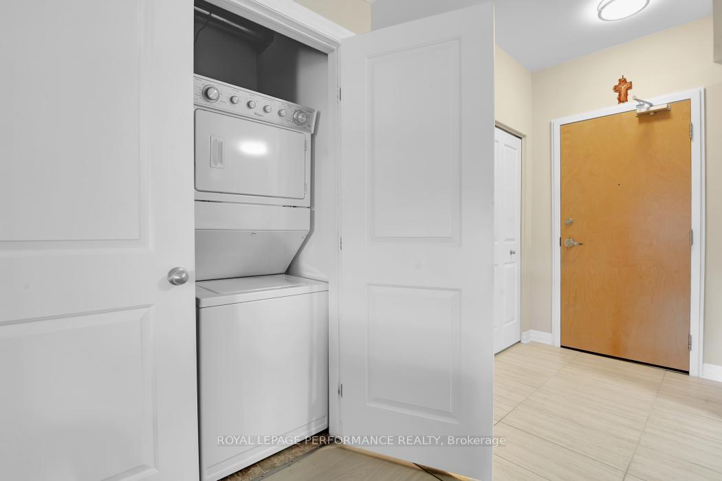 Photo 29 of Unit 401, 200 Winterfell, Ottawa, Hunt Club Park — HOMEH
