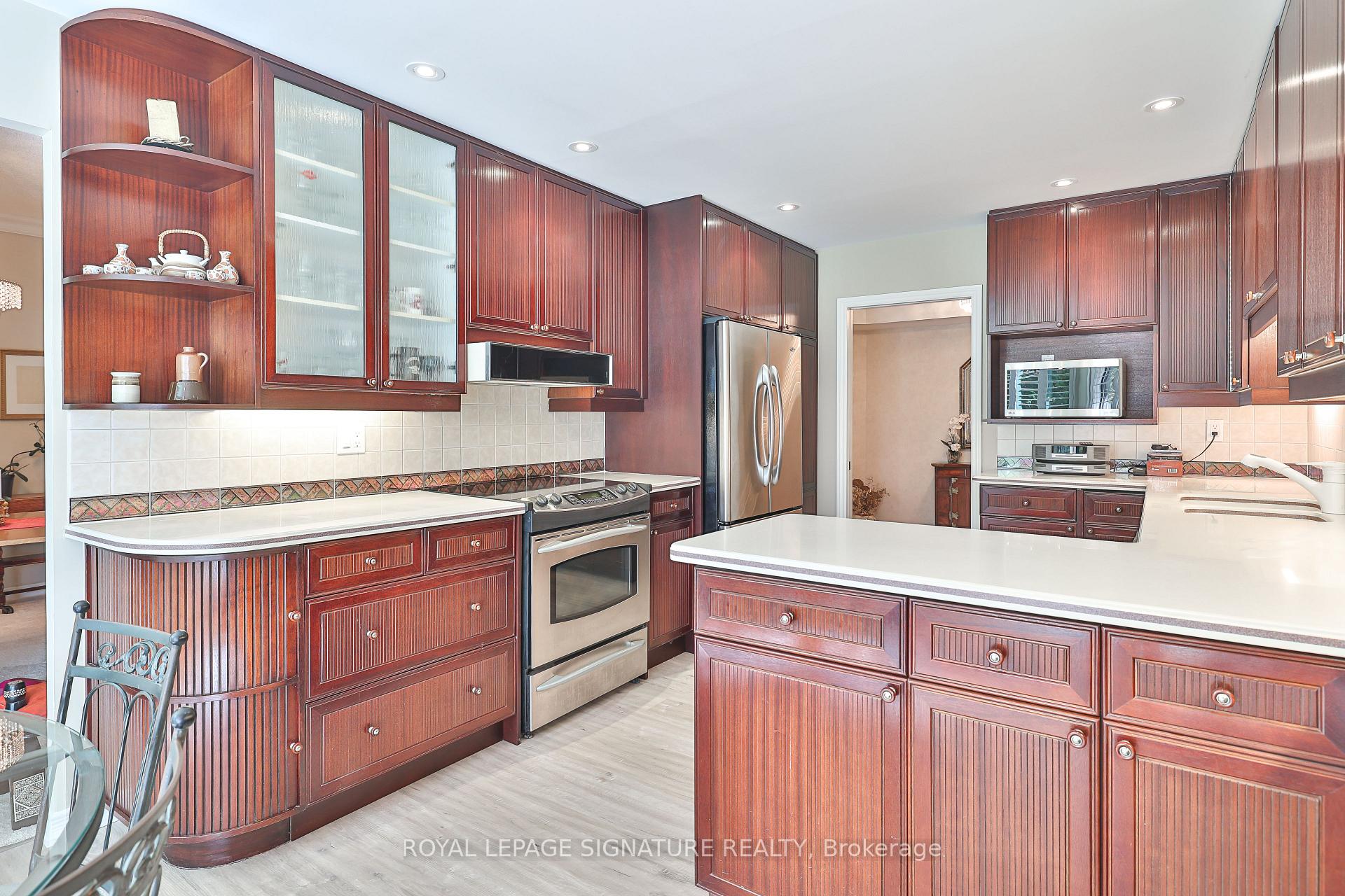 Photo 13 of Unit 101, 700 Wilson Road, Oshawa, Centennial — HOMEH