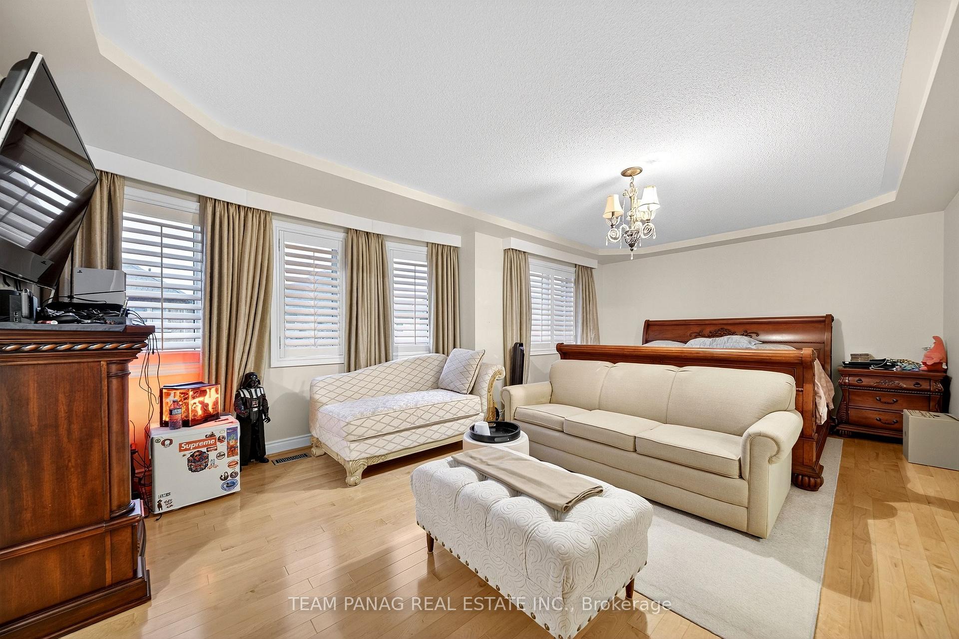 Photo 20 of 115 Long Meadow Road, Brampton, Bram East — HOMEH
