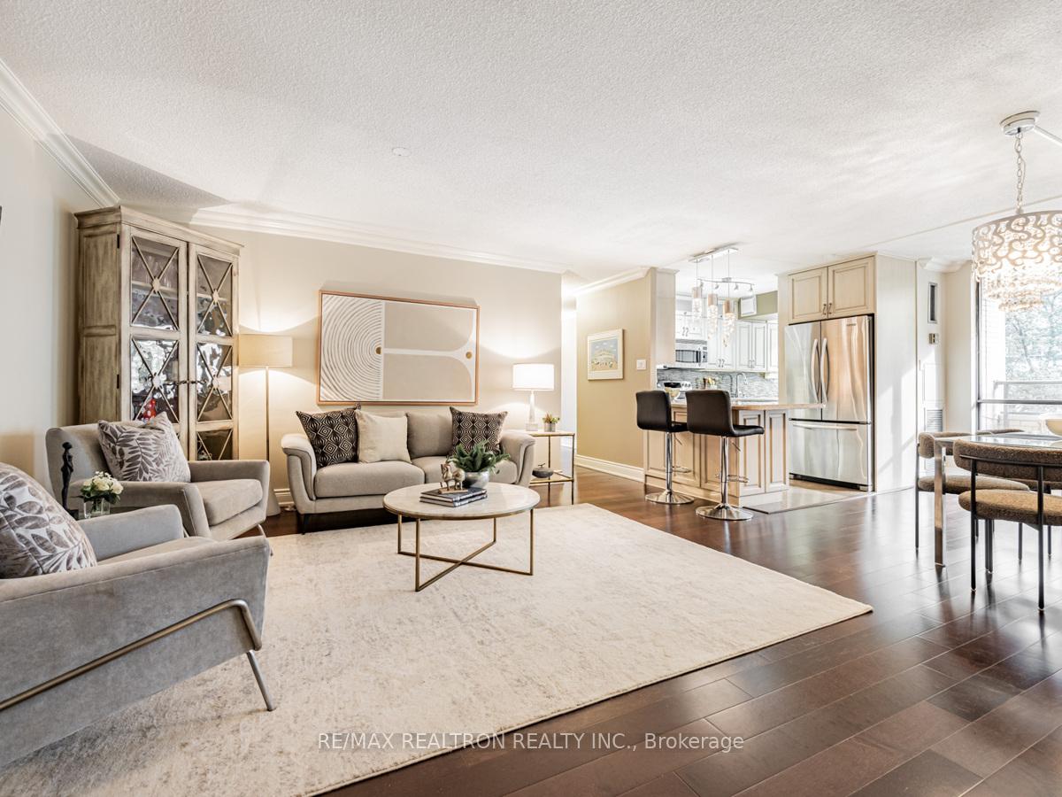 Photo 9 of Unit 404, 22 Shallmar Boulevard, Toronto, Forest Hill North — HOMEH