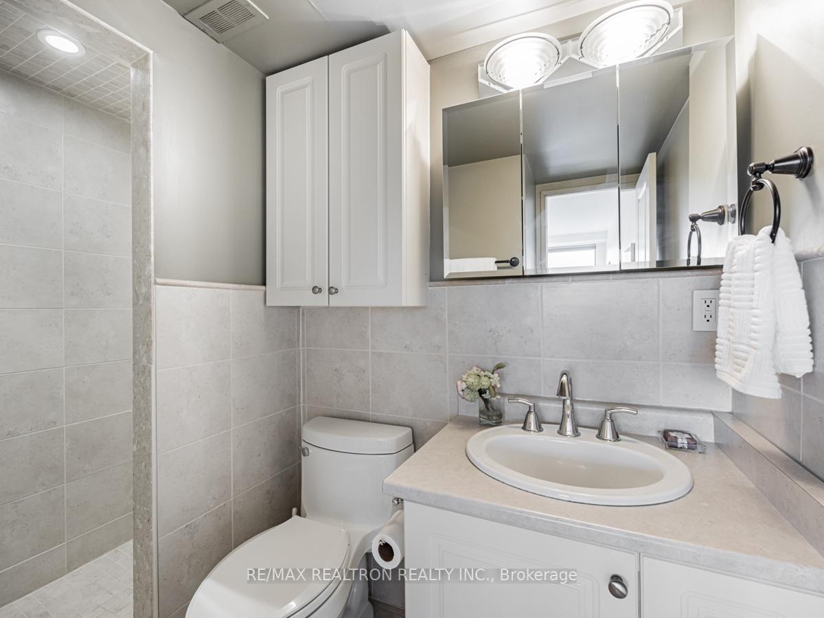 Photo 19 of Unit 404, 22 Shallmar Boulevard, Toronto, Forest Hill North — HOMEH