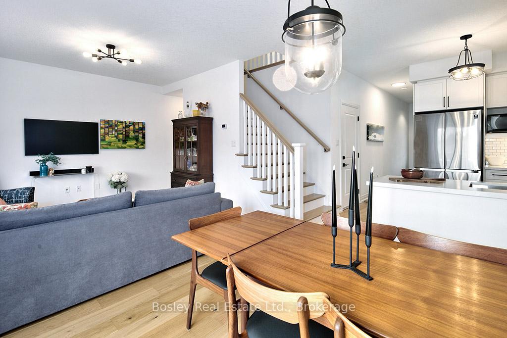 Photo 19 of 93 Archer Avenue E, Collingwood — HOMEH