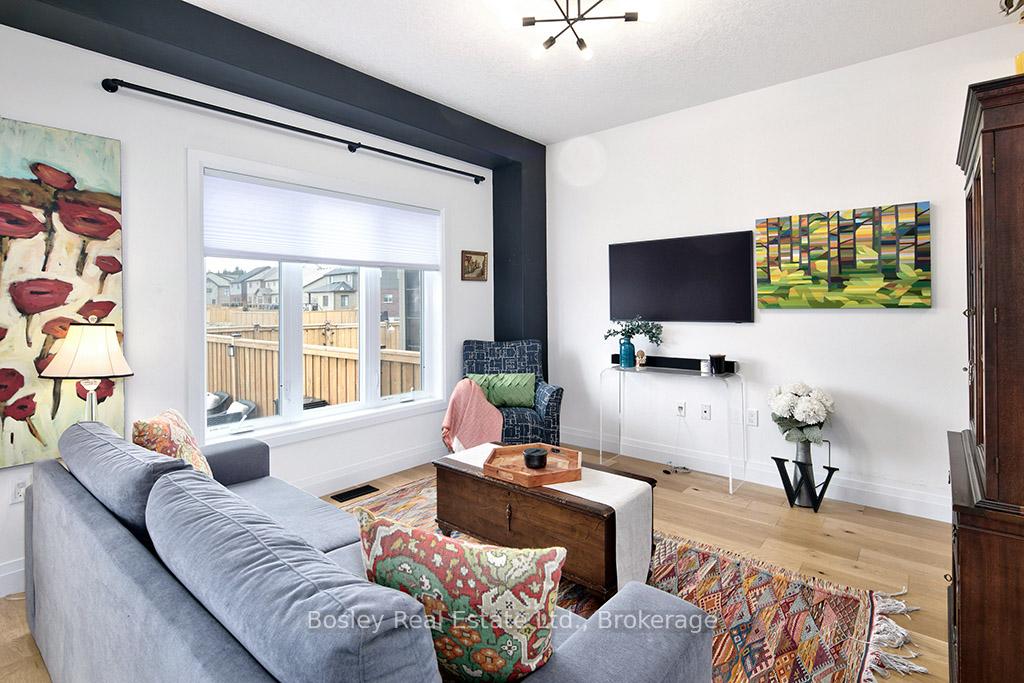 Photo 20 of 93 Archer Avenue E, Collingwood — HOMEH