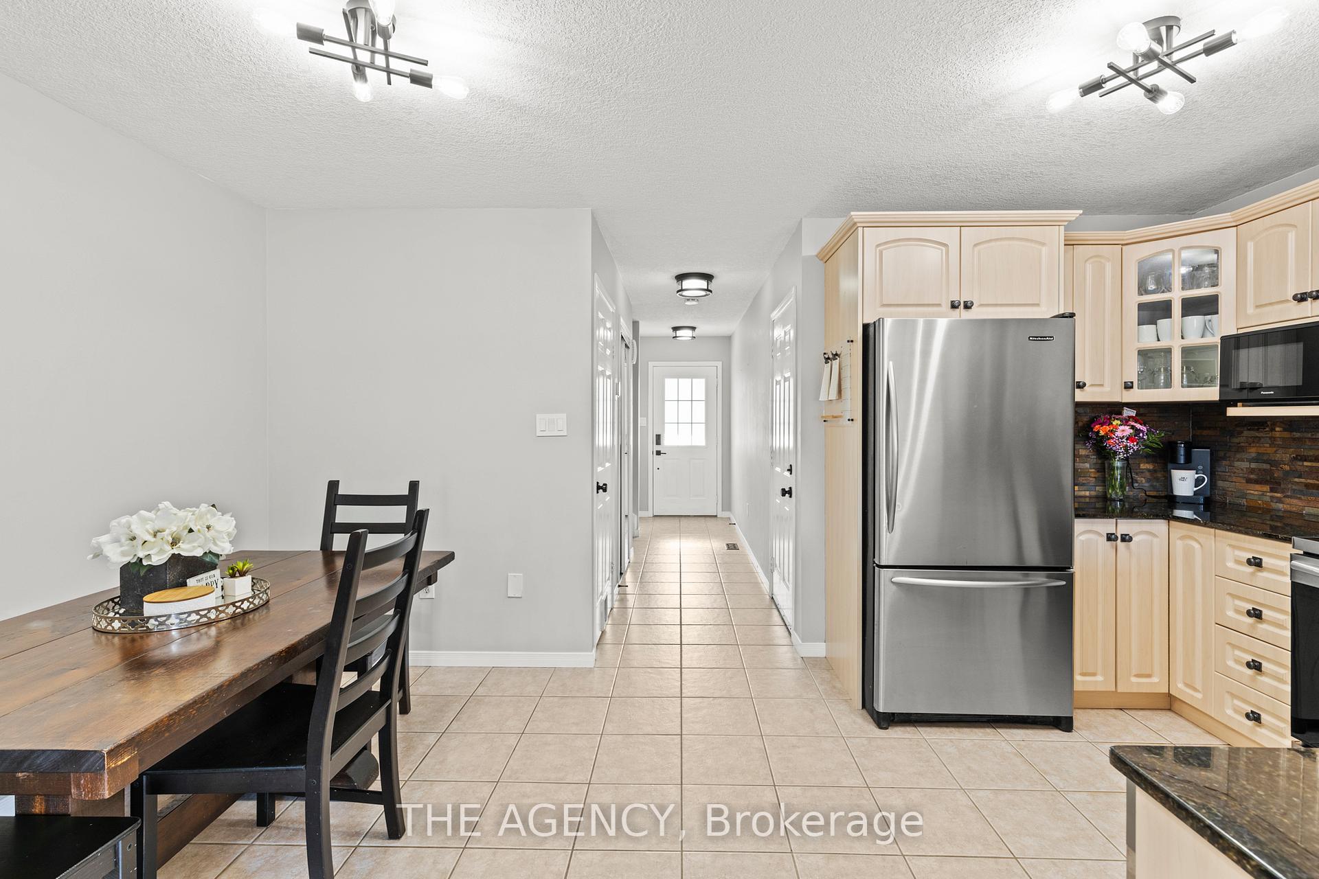 Photo 6 of Unit 7, 10 Stonecairn Drive, Cambridge — HOMEH