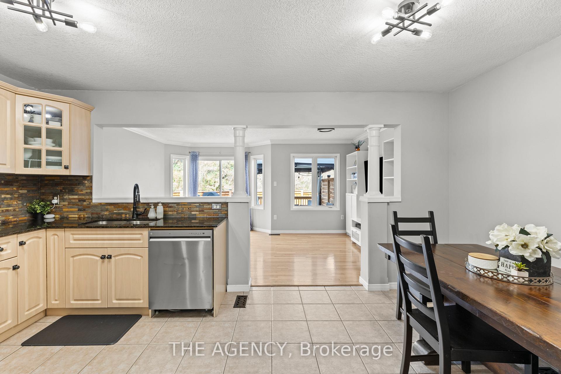 Photo 7 of Unit 7, 10 Stonecairn Drive, Cambridge — HOMEH