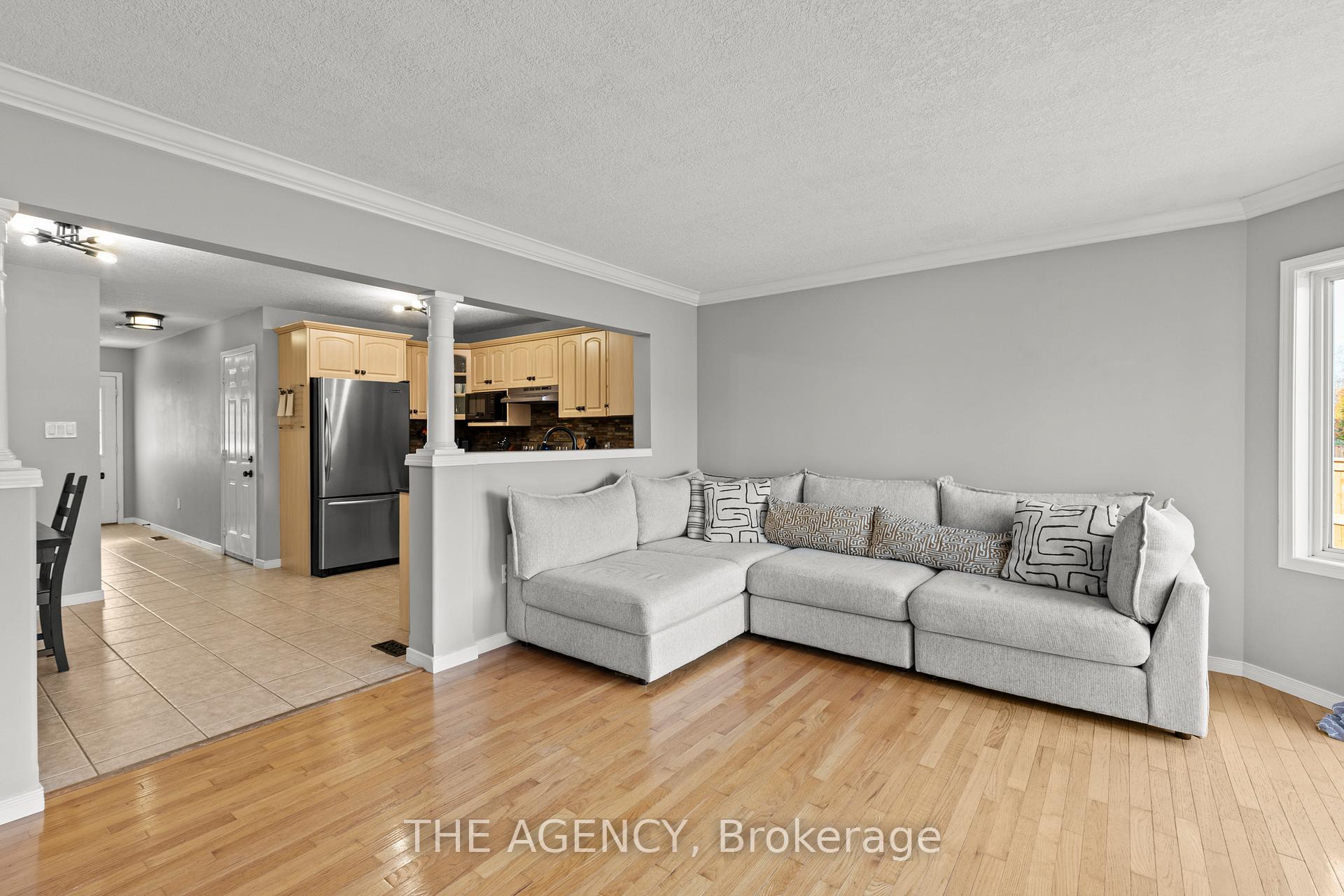 Photo 11 of Unit 7, 10 Stonecairn Drive, Cambridge — HOMEH