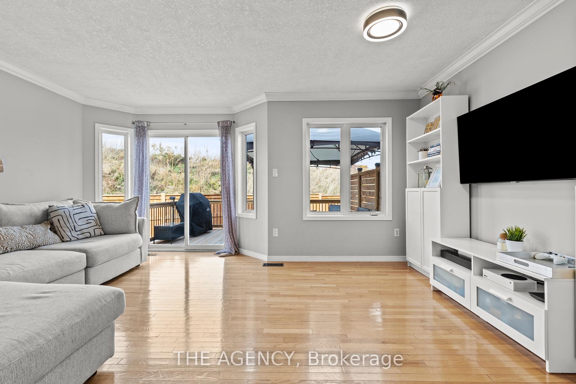 Photo 12 of Unit 7, 10 Stonecairn Drive, Cambridge — HOMEH