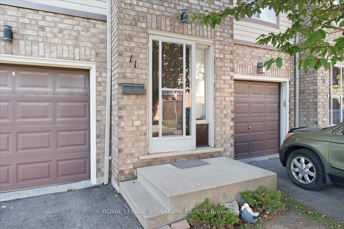 Photo 2 of Unit 11, 384 Limeridge Road E, Hamilton, Bruleville — HOMEH