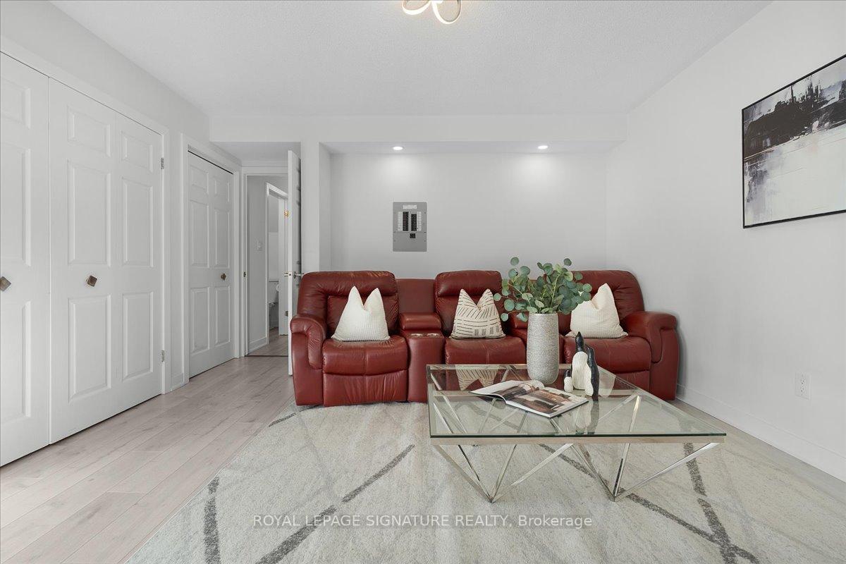 Photo 9 of Unit 11, 384 Limeridge Road E, Hamilton, Bruleville — HOMEH