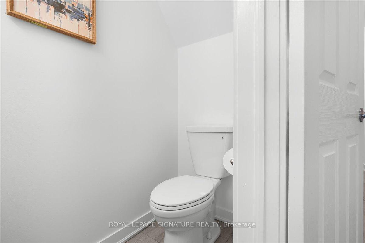 Photo 12 of Unit 11, 384 Limeridge Road E, Hamilton, Bruleville — HOMEH