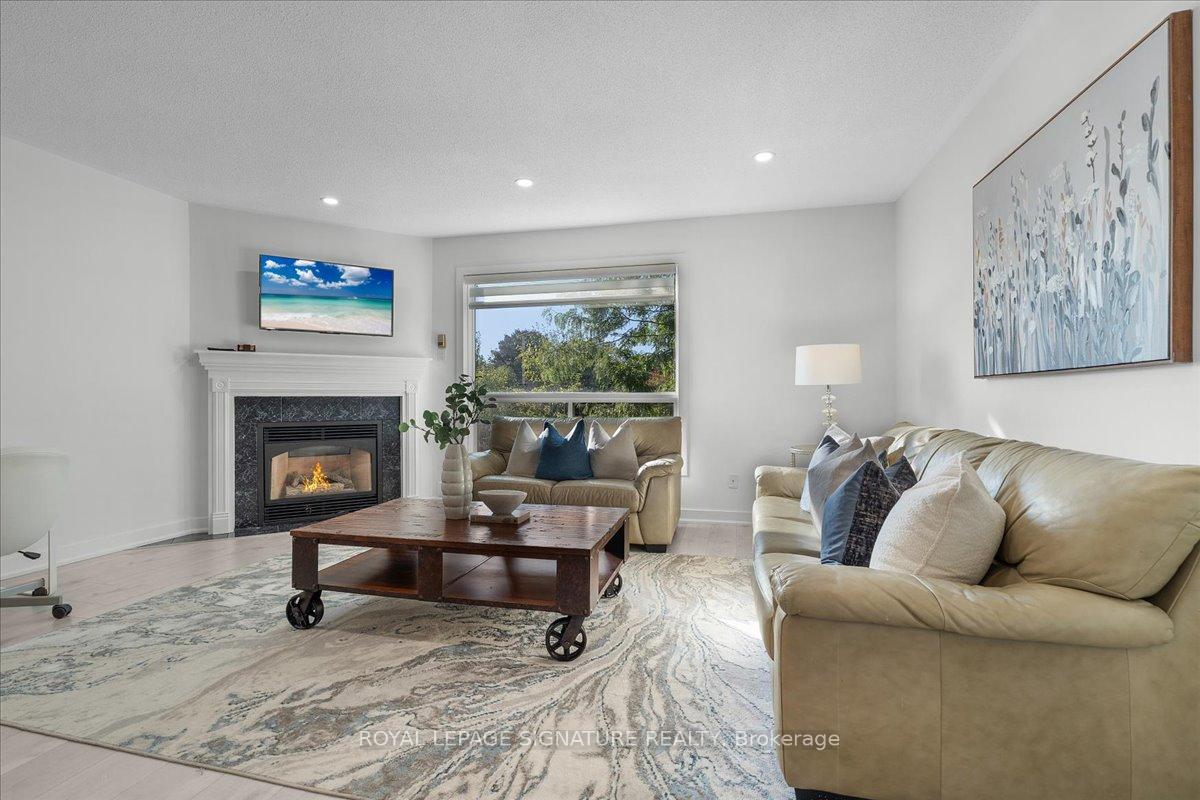 Photo 14 of Unit 11, 384 Limeridge Road E, Hamilton, Bruleville — HOMEH