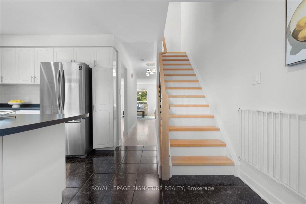 Photo 26 of Unit 11, 384 Limeridge Road E, Hamilton, Bruleville — HOMEH