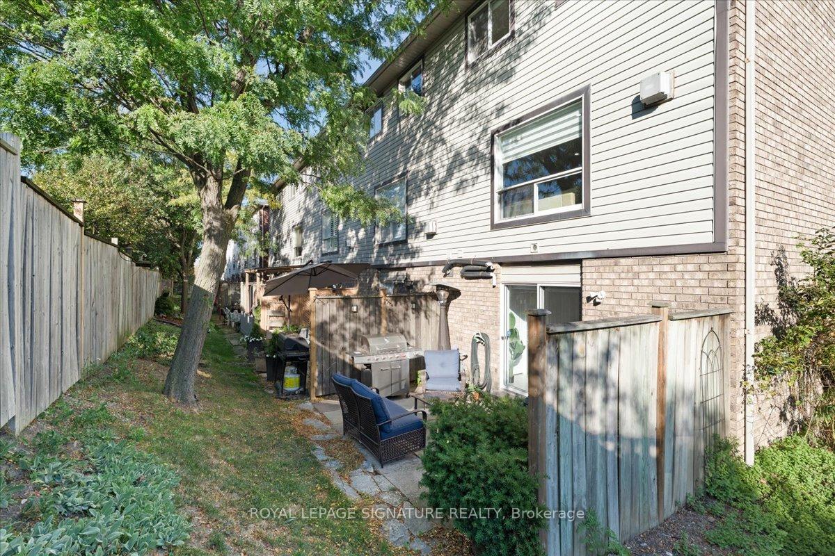 Photo 43 of Unit 11, 384 Limeridge Road E, Hamilton, Bruleville — HOMEH