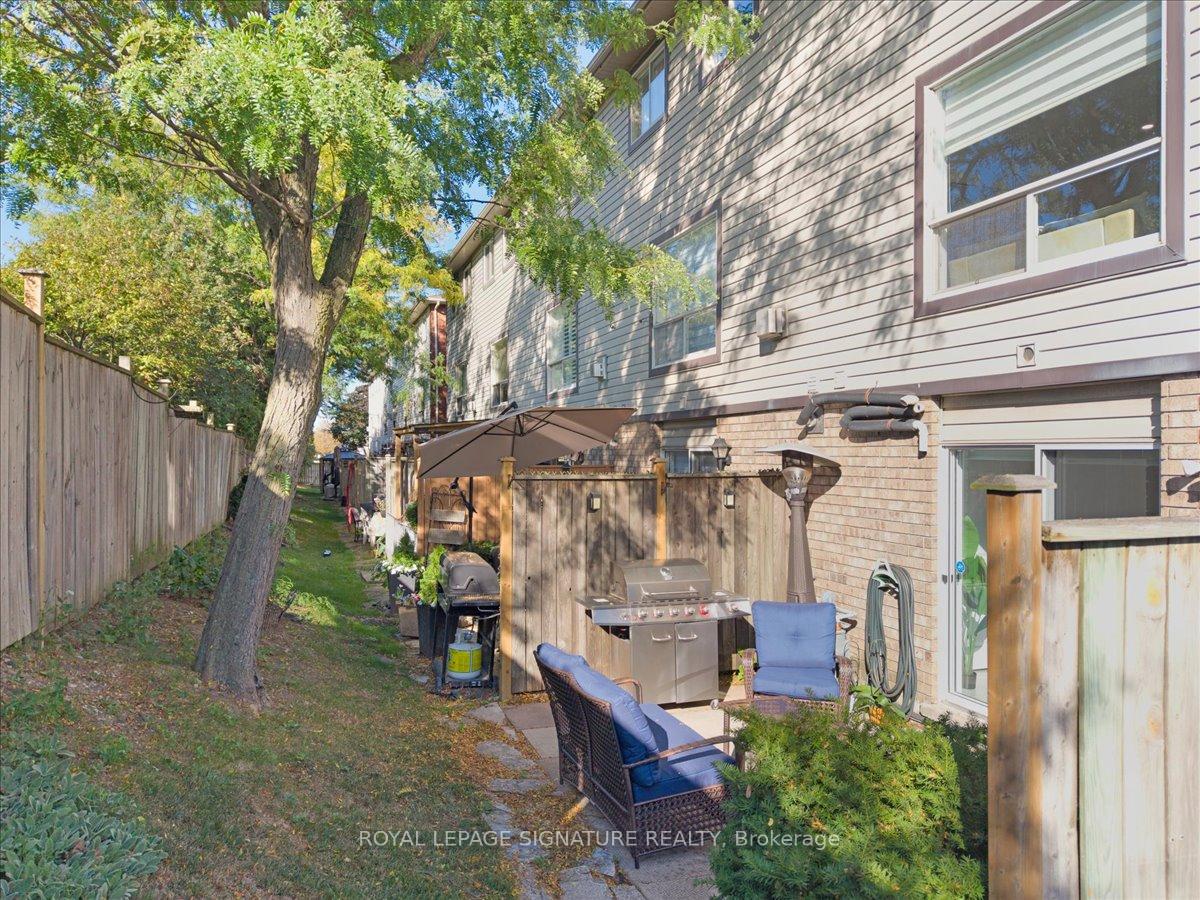 Photo 44 of Unit 11, 384 Limeridge Road E, Hamilton, Bruleville — HOMEH