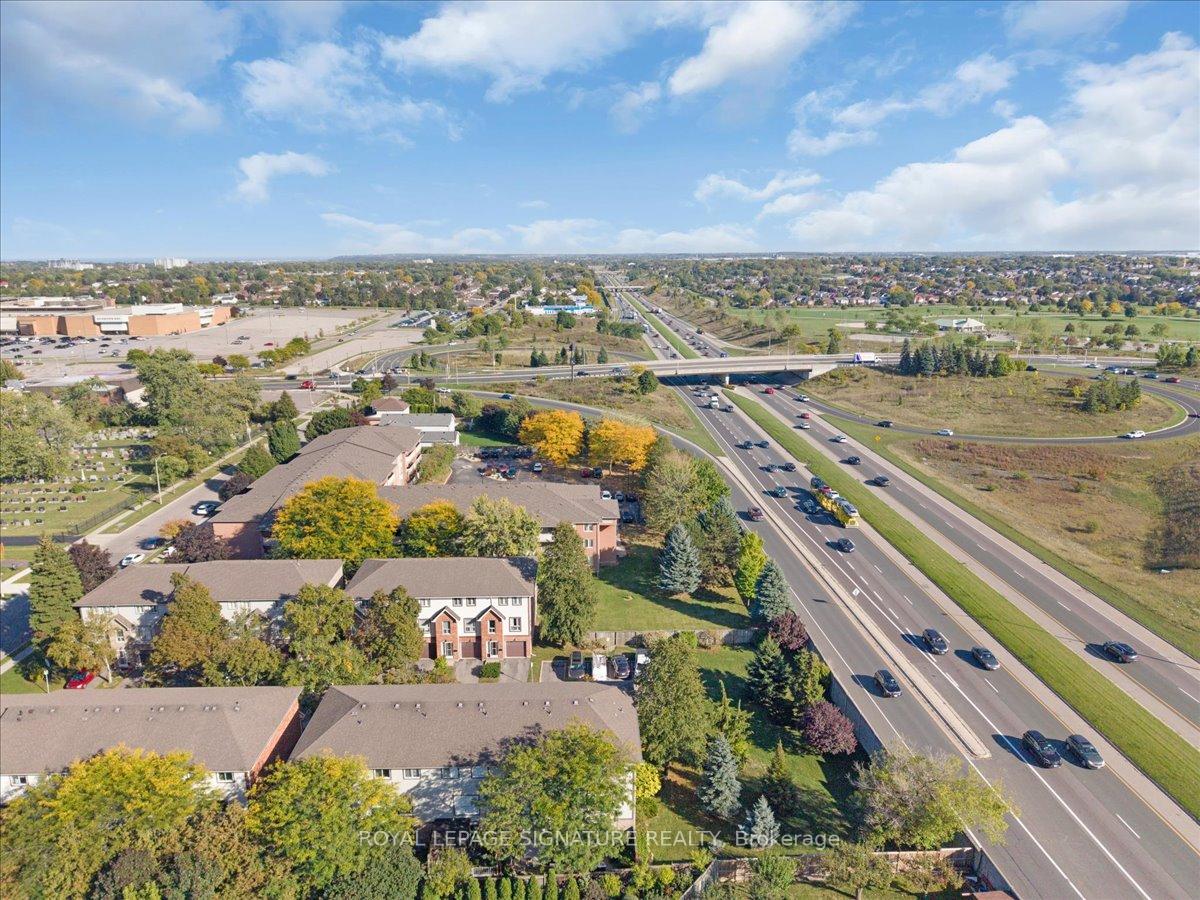 Photo 46 of Unit 11, 384 Limeridge Road E, Hamilton, Bruleville — HOMEH