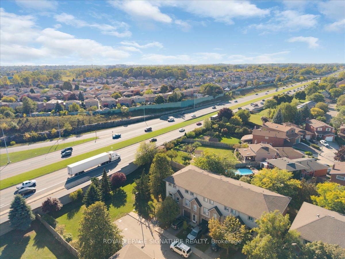 Photo 49 of Unit 11, 384 Limeridge Road E, Hamilton, Bruleville — HOMEH