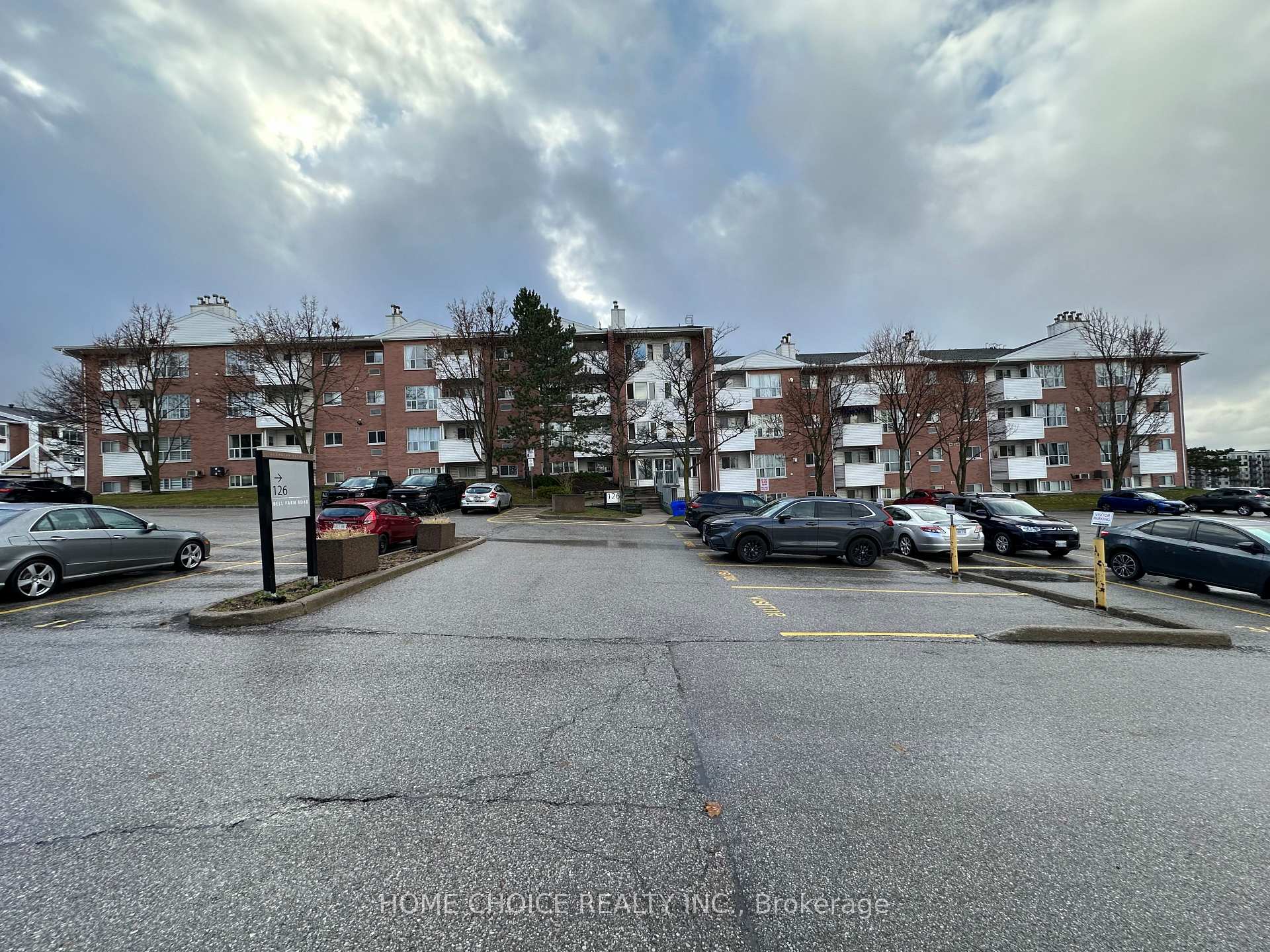 Photo 2 of Unit B01, 126 Bell Farm Road, Barrie, Alliance — HOMEH