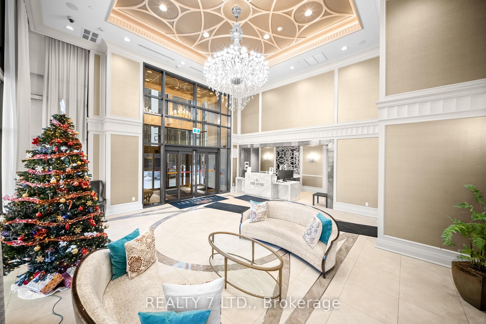Photo 4 of Unit 619, 9085 Jane Street, Vaughan, Concord — HOMEH