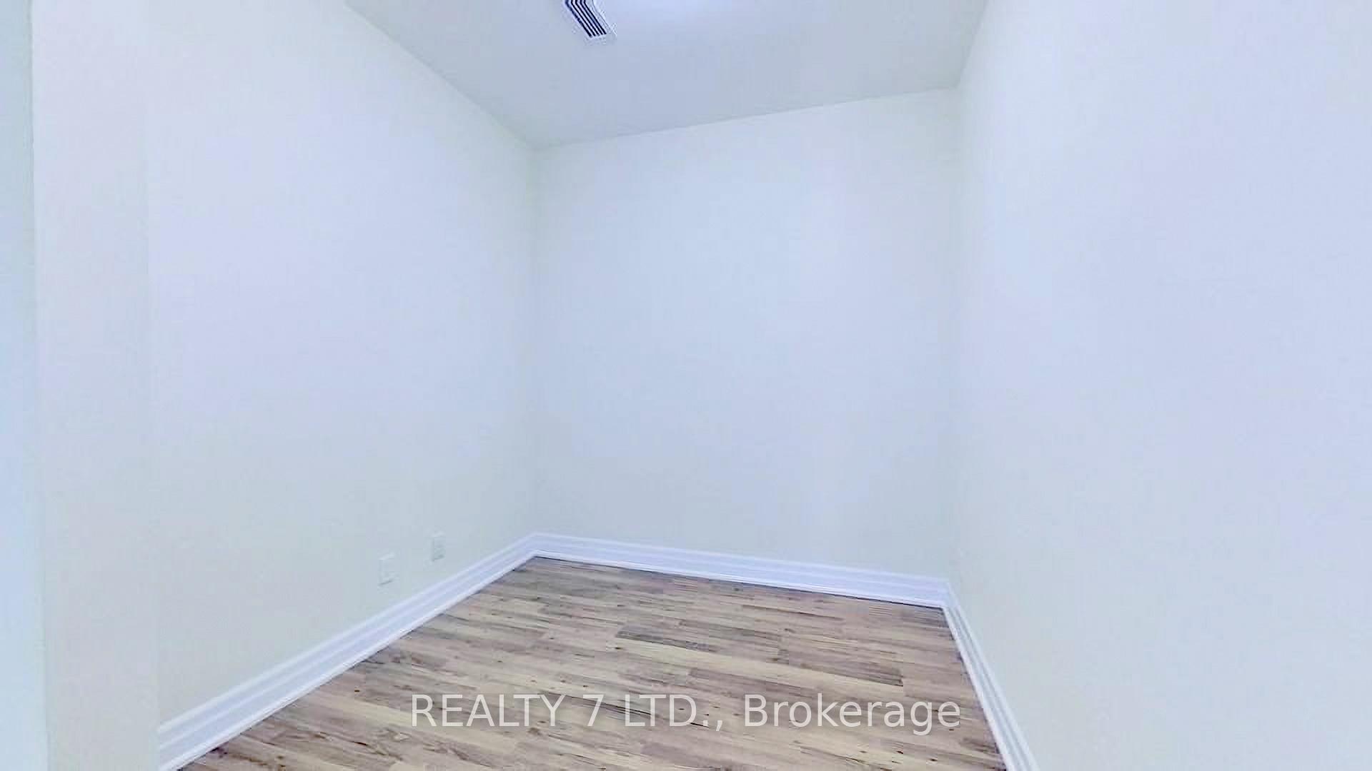 Photo 13 of Unit 619, 9085 Jane Street, Vaughan, Concord — HOMEH