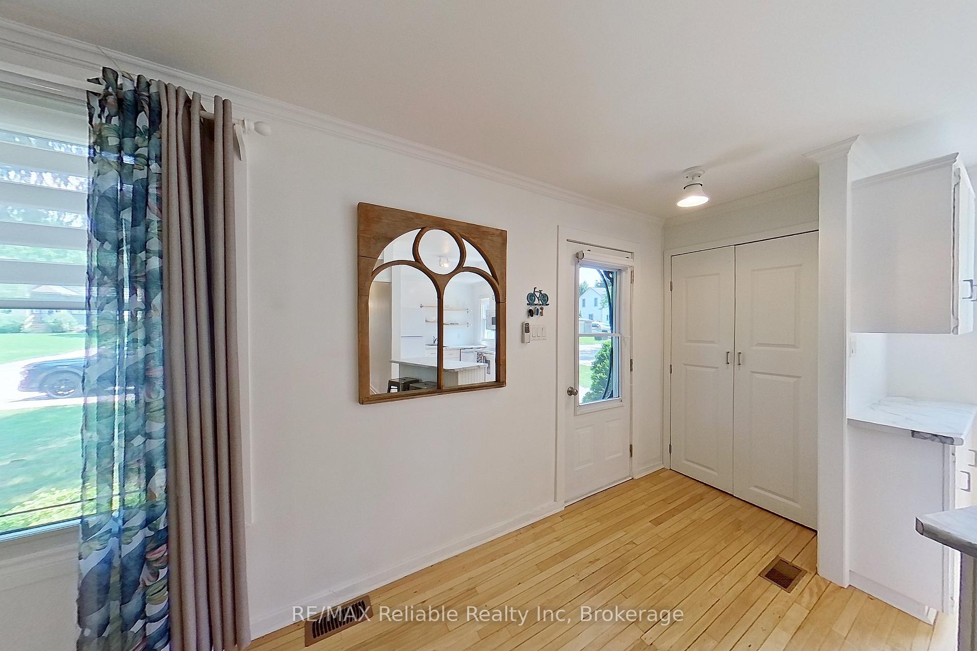Photo 13 of 90 Raglan Street, Central Huron, Clinton — HOMEH