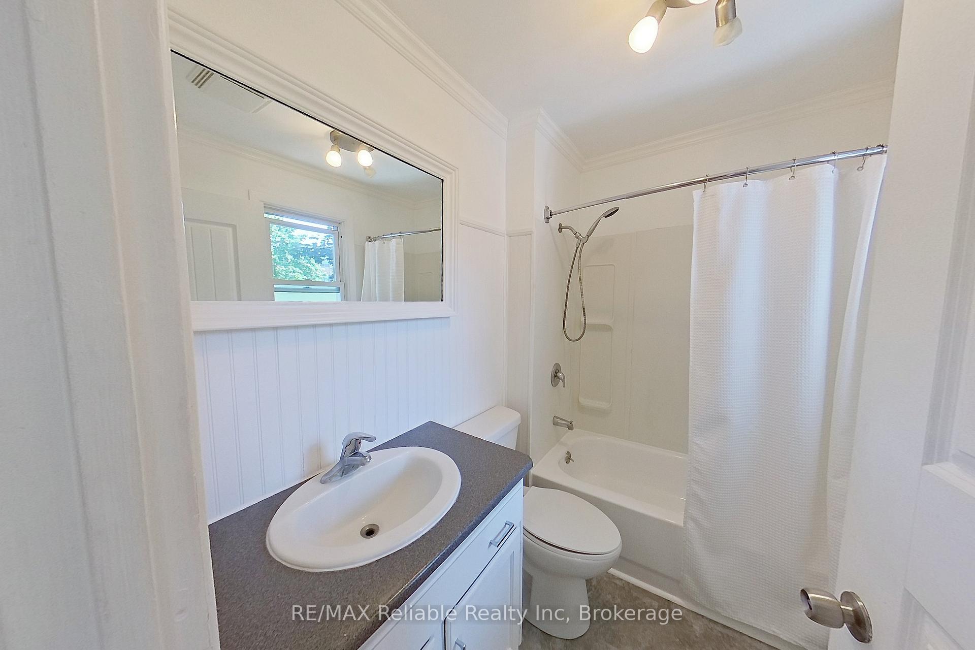 Photo 23 of 90 Raglan Street, Central Huron, Clinton — HOMEH