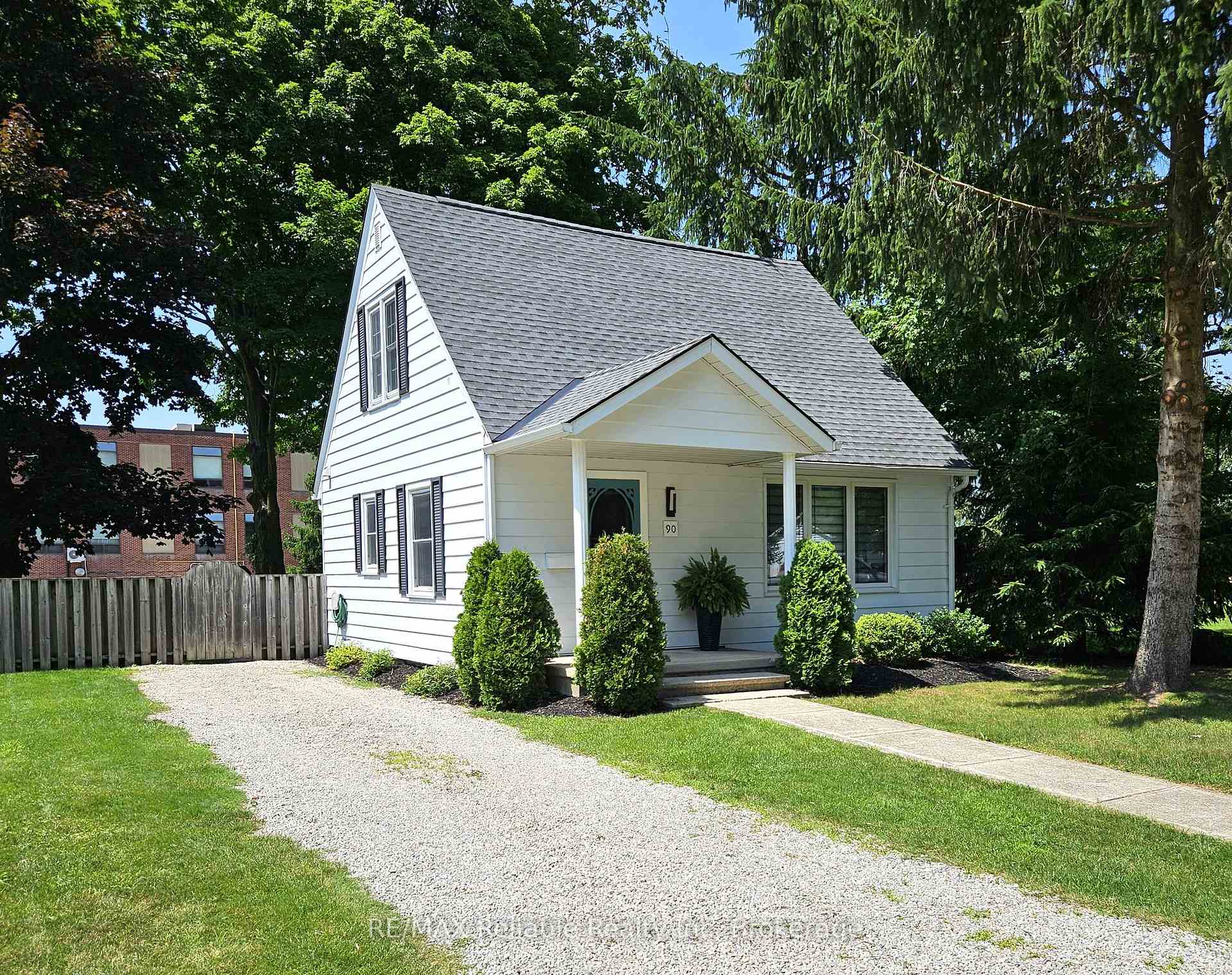 Photo 37 of 90 Raglan Street, Central Huron, Clinton — HOMEH